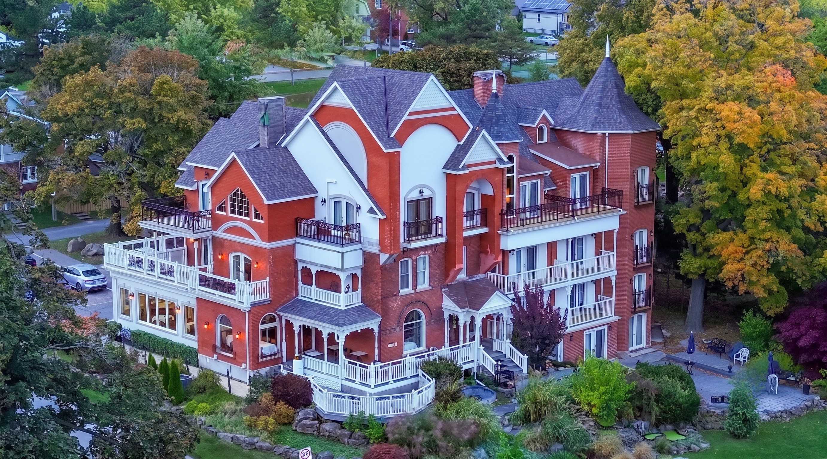 Niagara Falls Grandview Boutique Hotel